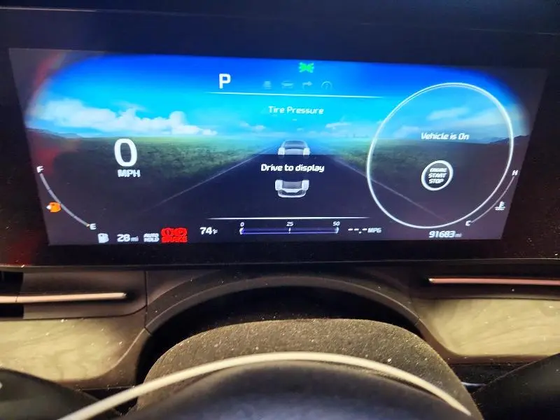 2023 KIA CARNIVAL SX  
