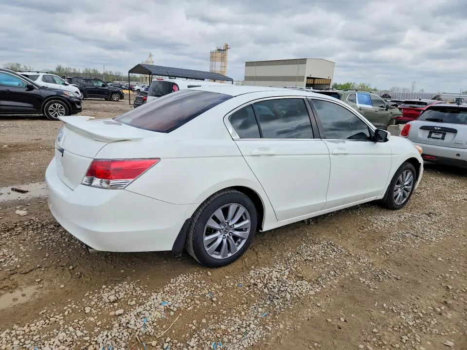 2011 HONDA ACCORD   