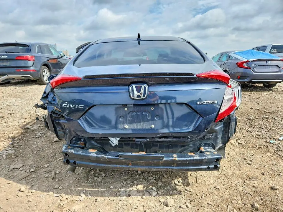 2018 HONDA CIVIC TOURING  