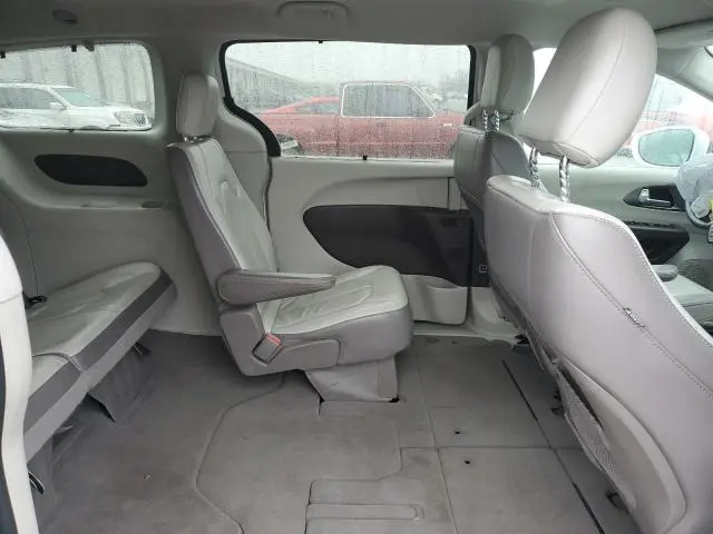 2017 CHRYSLER PACIFICA TOURING L  