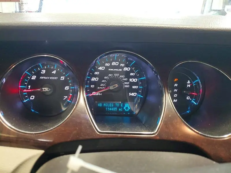 2012 FORD TAURUS LIMITED  