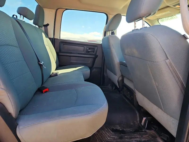 2015 RAM 1500 ST  