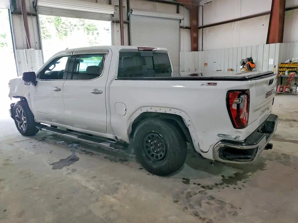 2026 GMC SIERRA K1500 SLT  