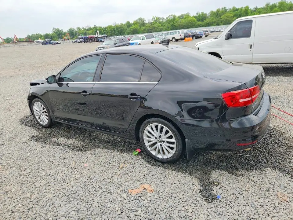2015 VOLKSWAGEN JETTA SE  