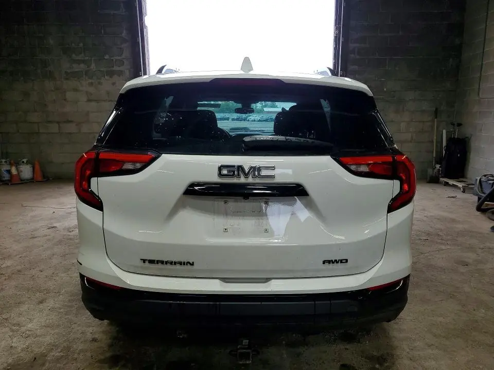 2021 GMC TERRAIN SLE  