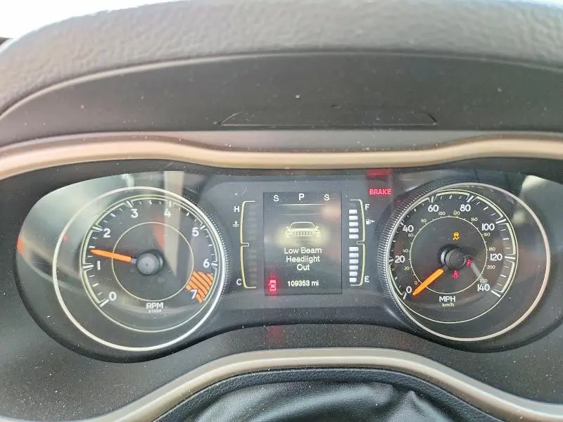 2015 JEEP CHEROKEE SPORT  
