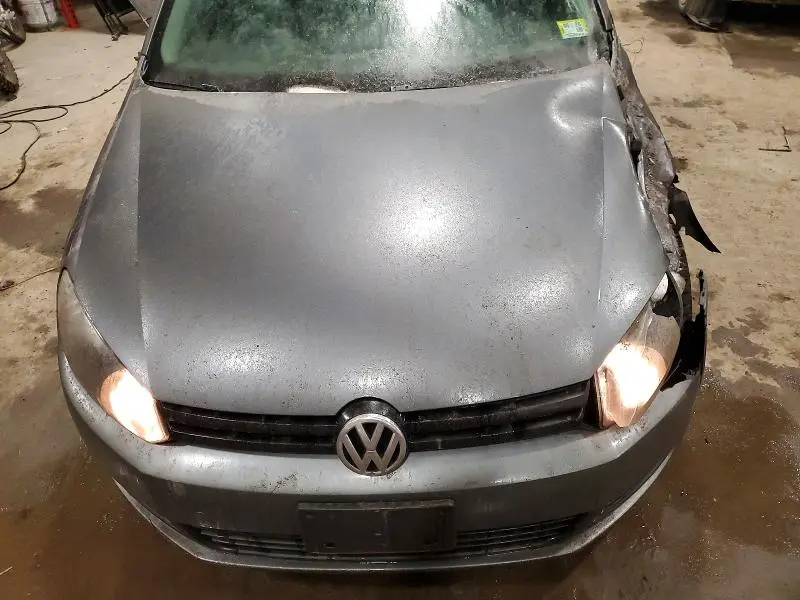 2013 VOLKSWAGEN JETTA S  