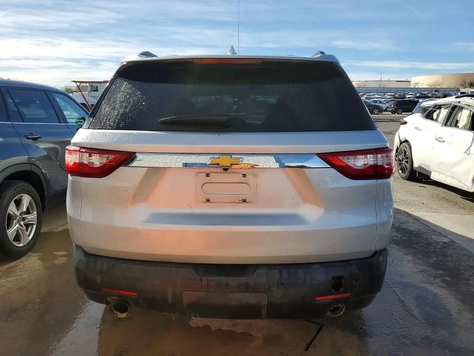 2019 CHEVROLET TRAVERSE LT  