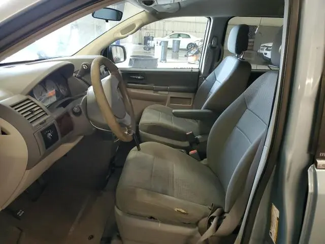 2010 CHRYSLER TOWN & COUNTRY LX  