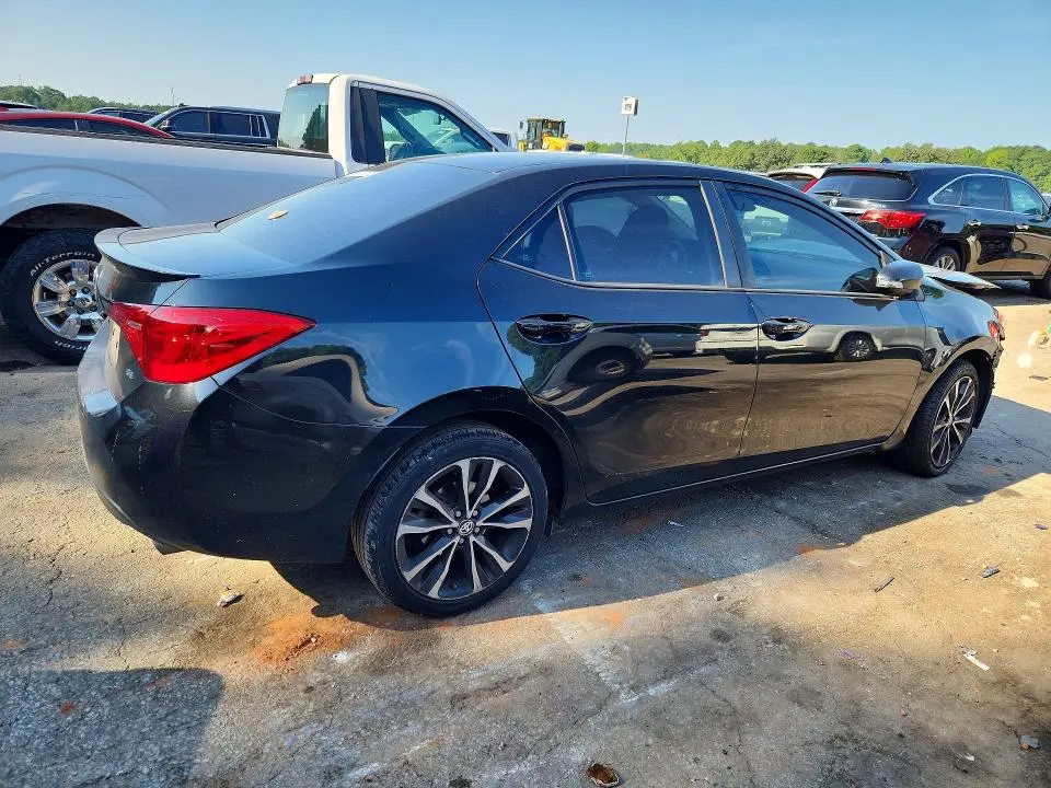 2018 TOYOTA COROLLA SE  
