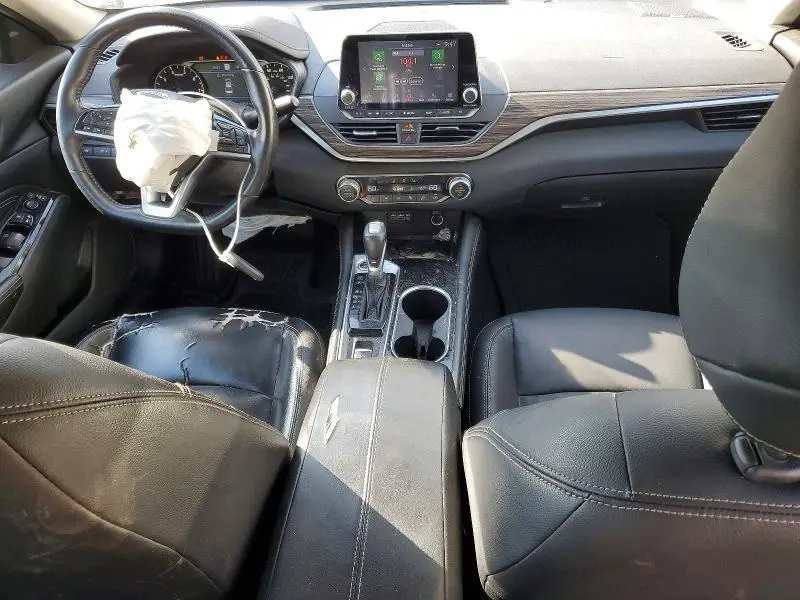 2021 NISSAN ALTIMA SL  