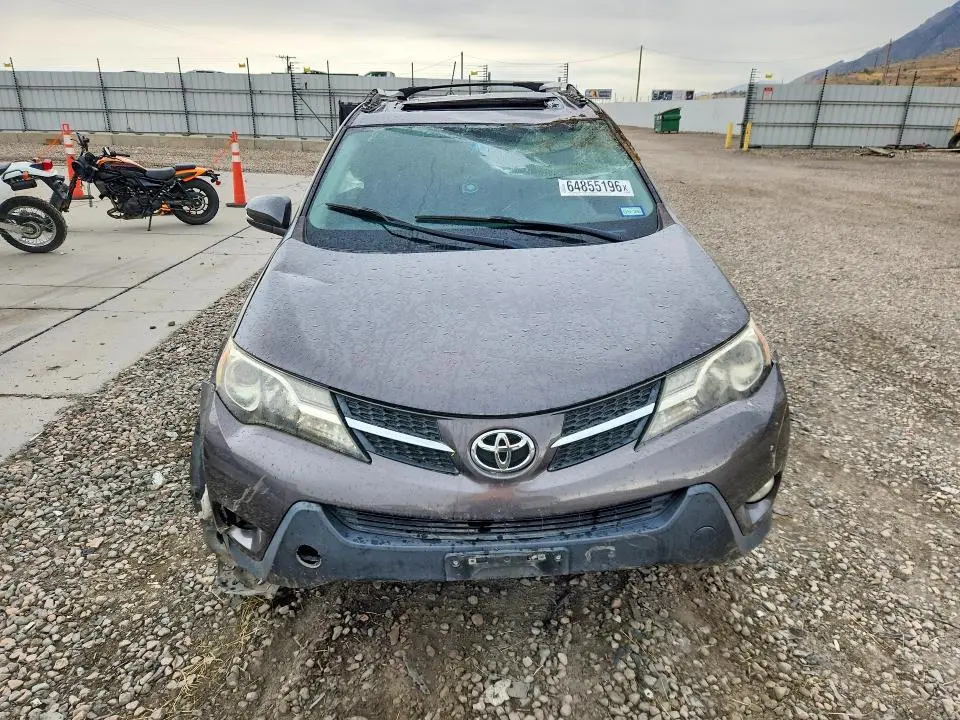 2014 TOYOTA RAV4 XLE  