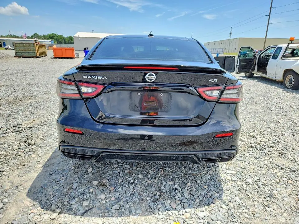 2021 NISSAN MAXIMA SR  