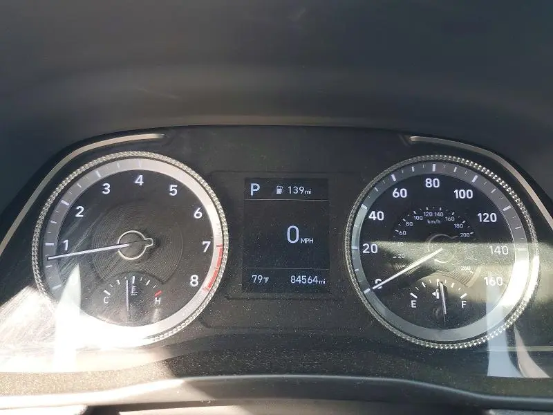 2022 HYUNDAI SONATA SE  