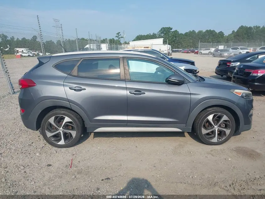 2017 HYUNDAI TUCSON SPORT