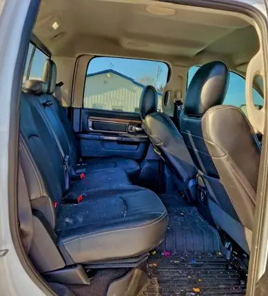 2018 RAM 1500 LARAMIE  