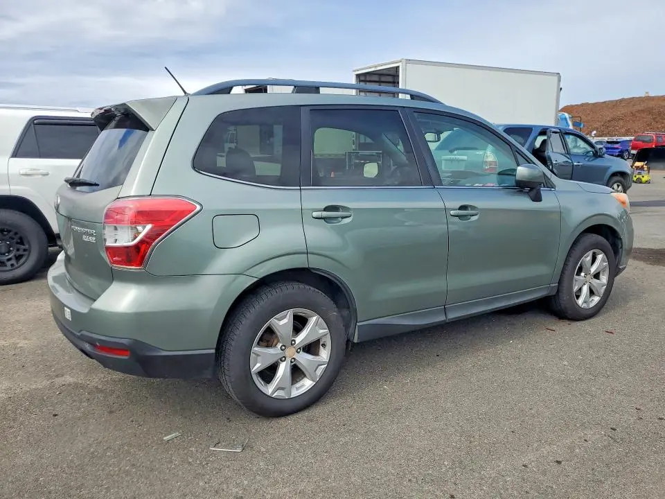2014 SUBARU FORESTER   