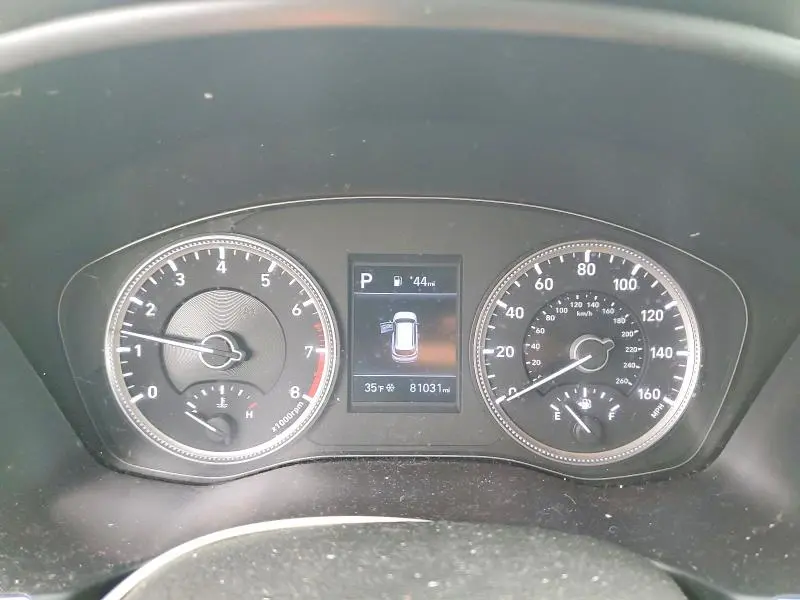 2020 HYUNDAI SANTA FE SE  