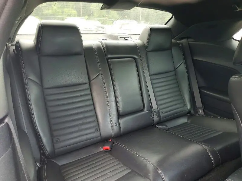 2014 DODGE CHALLENGER SXT  