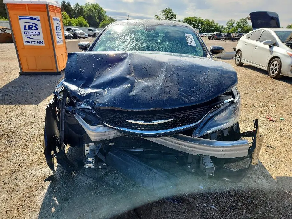 2016 CHRYSLER 200 LX  