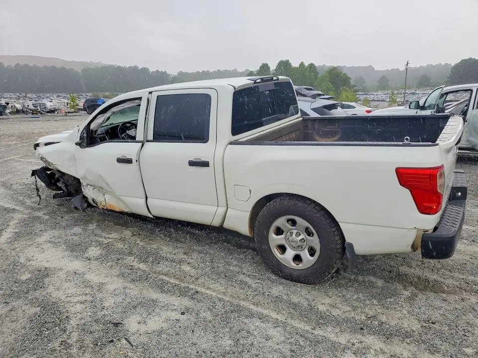 2018 NISSAN TITAN S  