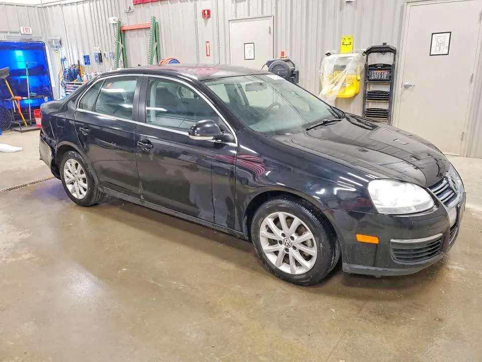 2010 VOLKSWAGEN JETTA SE  