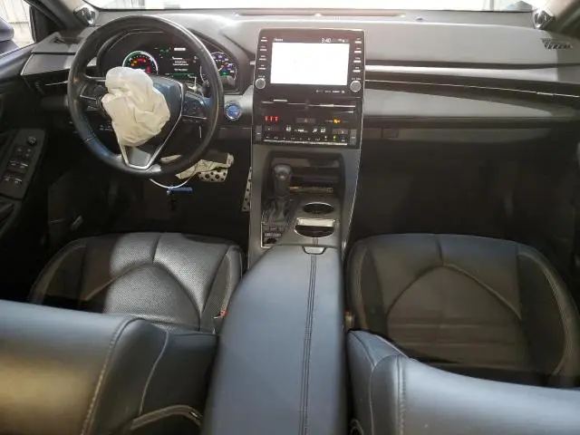2020 TOYOTA AVALON XSE  