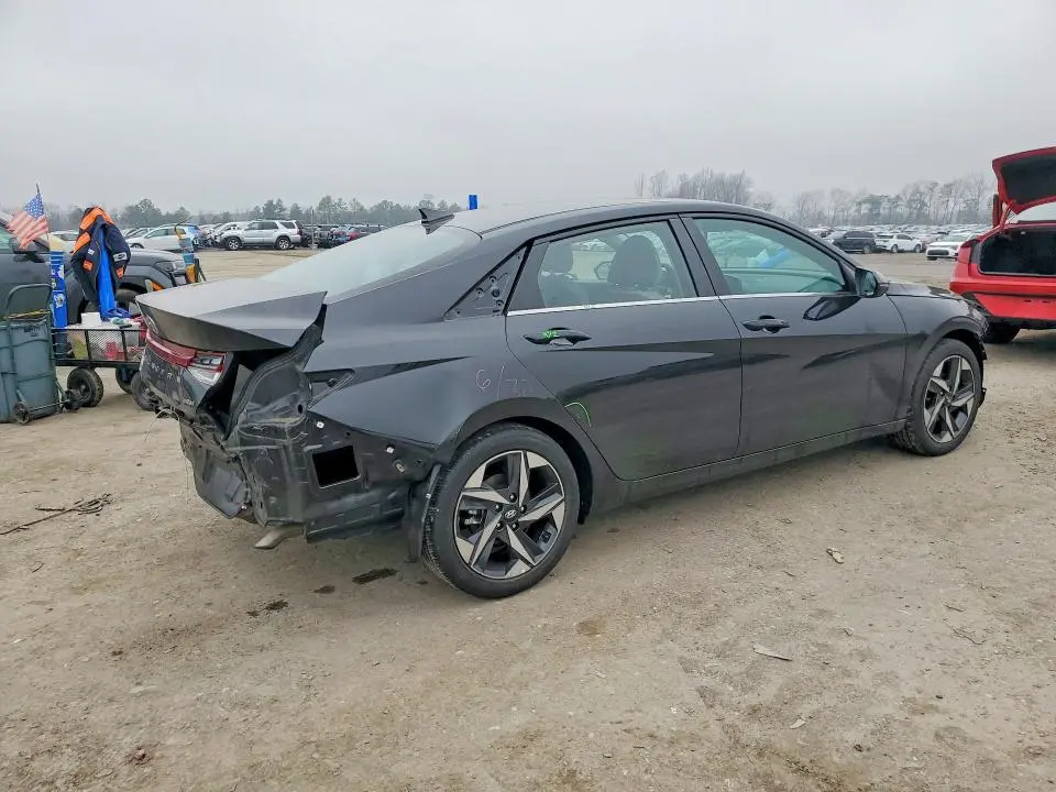 2023 HYUNDAI ELANTRA LIMITED  