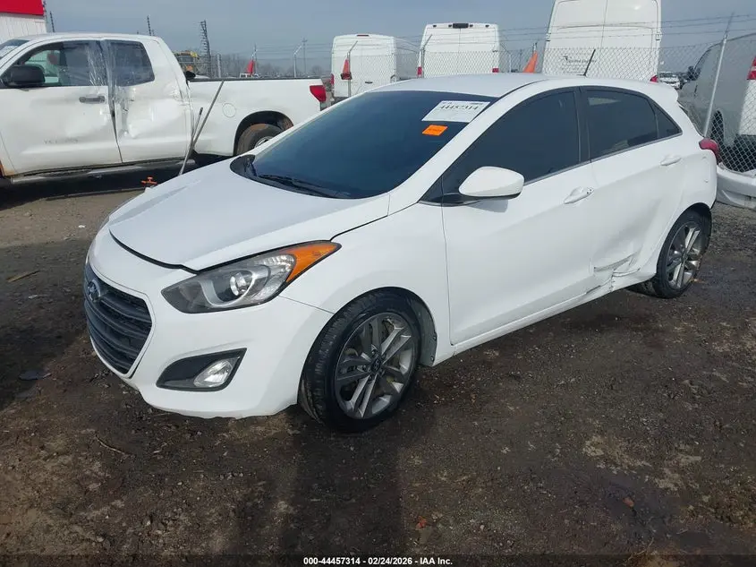 2017 HYUNDAI ELANTRA GT  