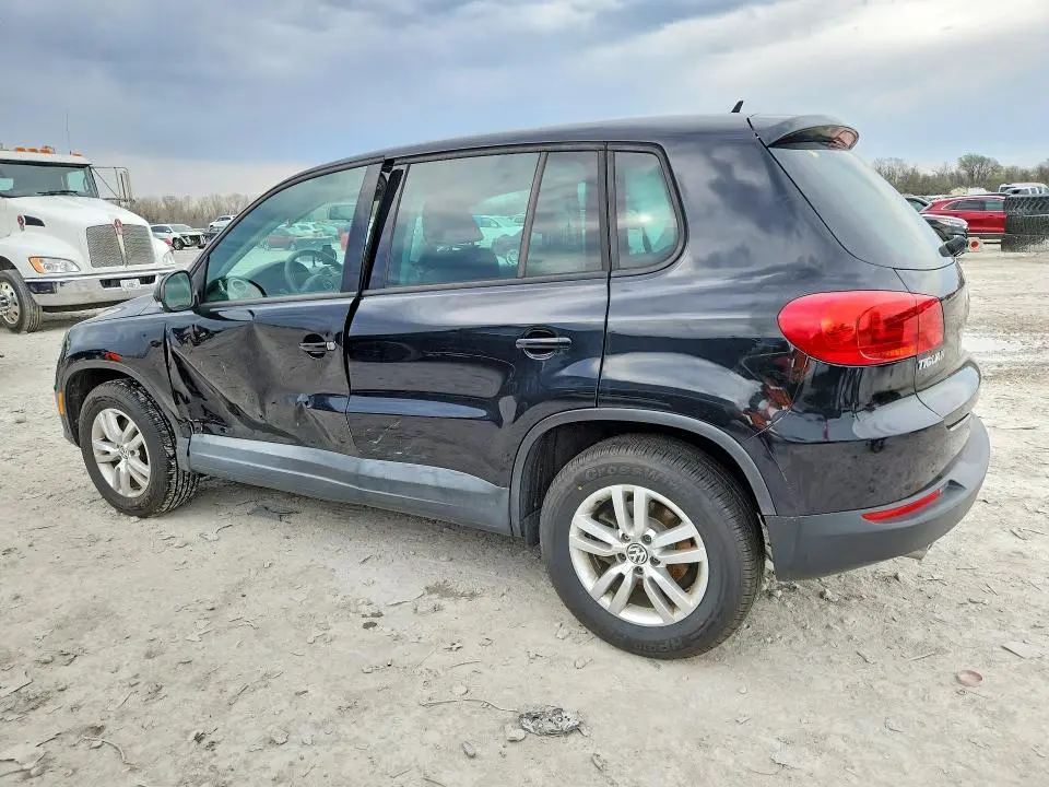 2012 VOLKSWAGEN TIGUAN S  