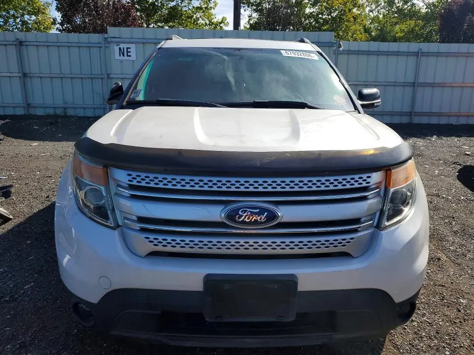 2015 FORD EXPLORER XLT  