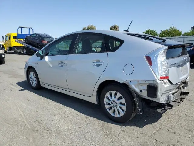 2012 TOYOTA PRIUS PLUG-IN   
