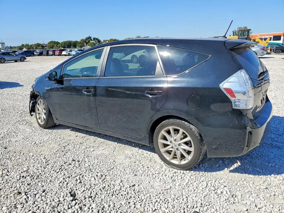 2012 TOYOTA PRIUS V FIVE  