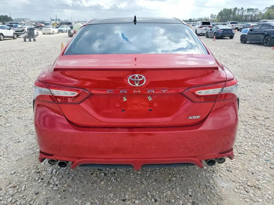 2019 TOYOTA CAMRY XSE  