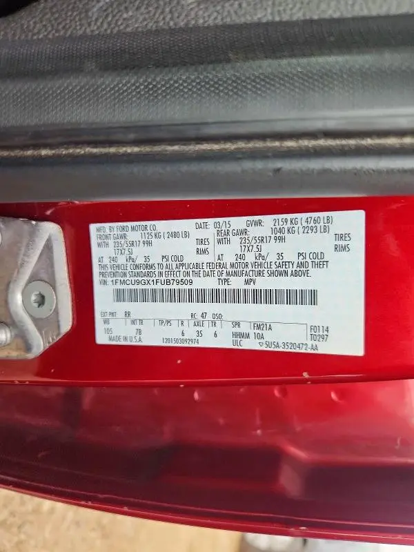 2015 FORD ESCAPE SE  