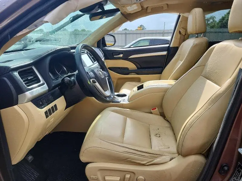2018 TOYOTA HIGHLANDER XLE  