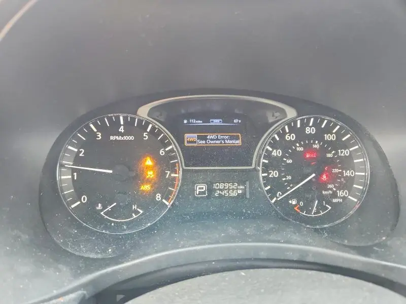 2014 NISSAN PATHFINDER SV  
