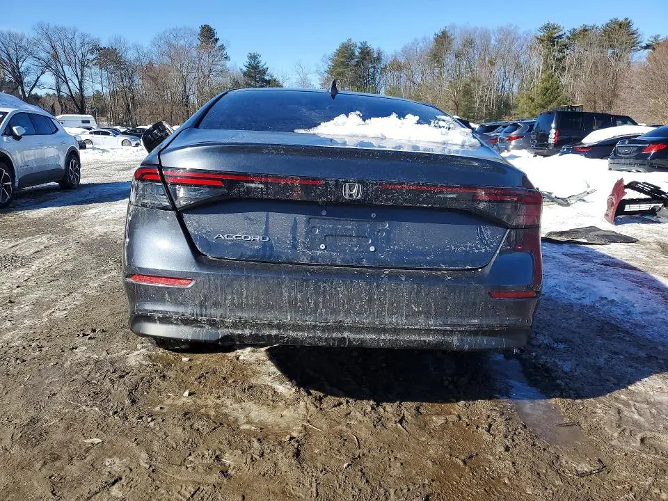 2024 HONDA ACCORD EX  