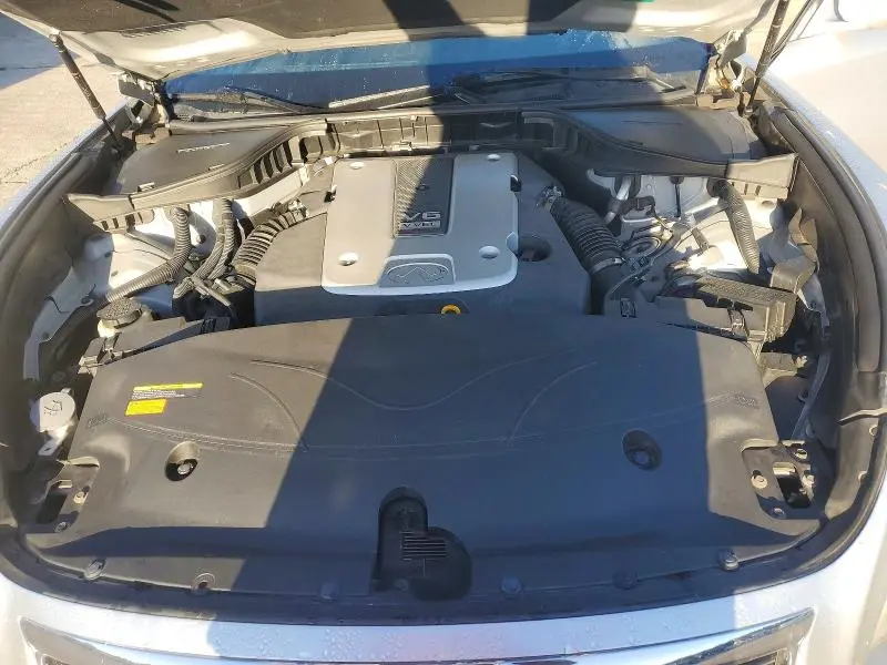 2014 INFINITI Q70 3.7  
