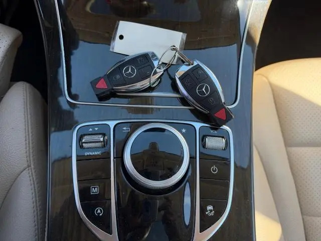 2019 MERCEDES-BENZ GLC 300 4MATIC  