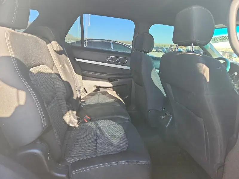 2017 FORD EXPLORER XLT  