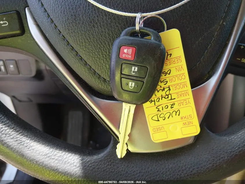2013 TOYOTA RAV4 XLE
