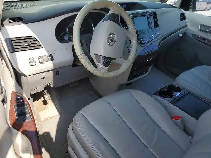 2012 TOYOTA SIENNA XLE 8-PASSENGER  