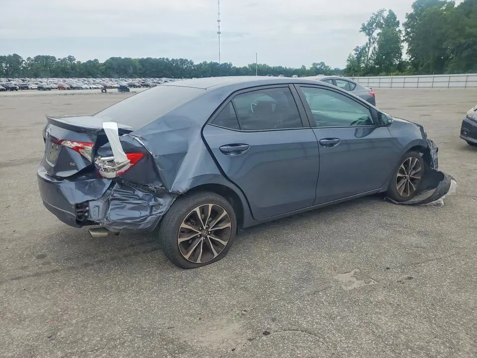 2017 TOYOTA COROLLA SE  
