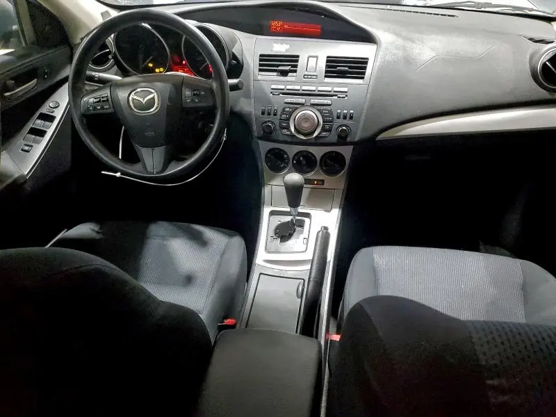 2010 MAZDA 3 I  