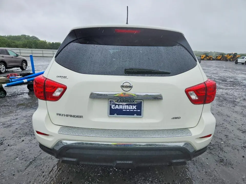 2017 NISSAN PATHFINDER S  
