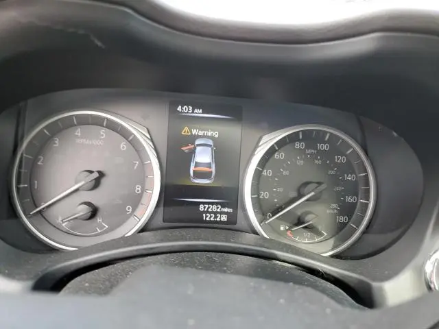 2018 INFINITI Q50 LUXE  