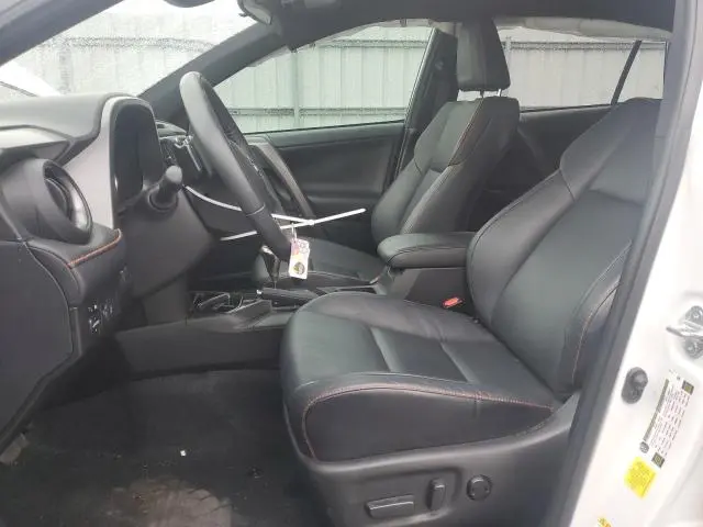 2017 TOYOTA RAV4 SE