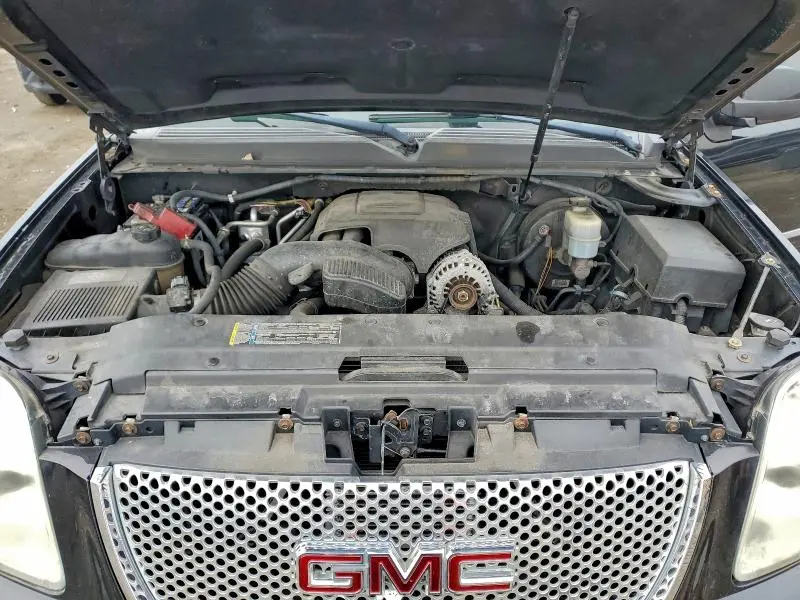 2010 GMC YUKON   