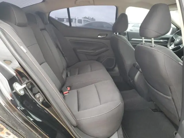 2022 NISSAN ALTIMA SV